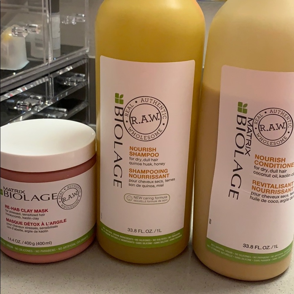 Partially used salon set